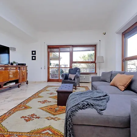 Anastasio Spacious * Rom