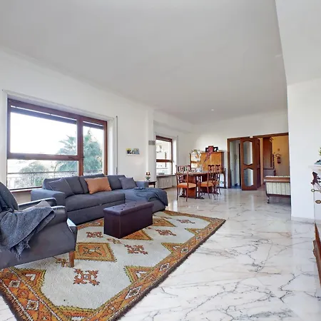 Anastasio Spacious Apartment *