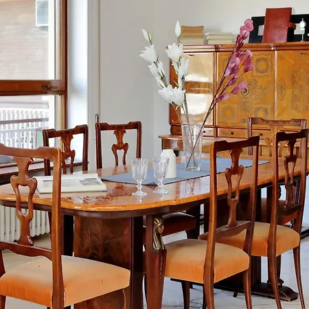 Anastasio Spacious Lägenhet