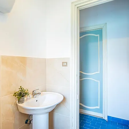 Anastasio Spacious * Rome