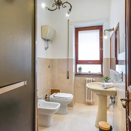 Anastasio Spacious Appartement Rome